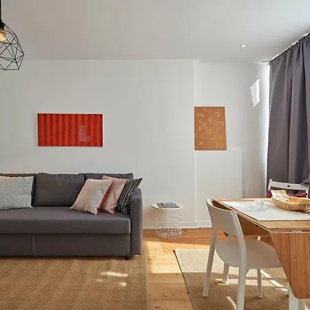 Charming Em Belem-books And Canvas Апартаменти *