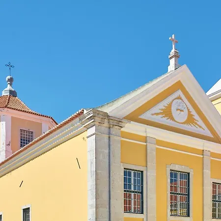 Charming Em Belem-books And Canvas * 리스본